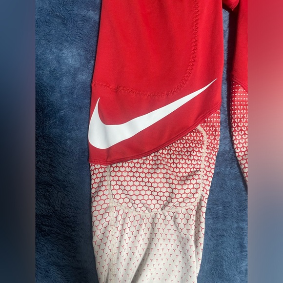Nike Football 3/4 Compression Pants - Picture 2 of 6